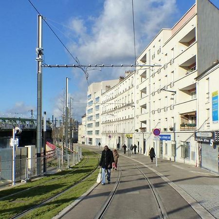 8 Rue Brise Echalas Saint-Denis  Exterior foto